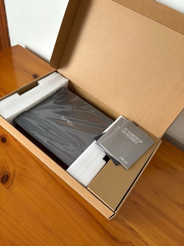 Asus Vivobook 14 OLED - Convertible 2 en 1