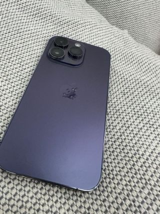 iPhone 14 Pro Morado - 100% Batería 