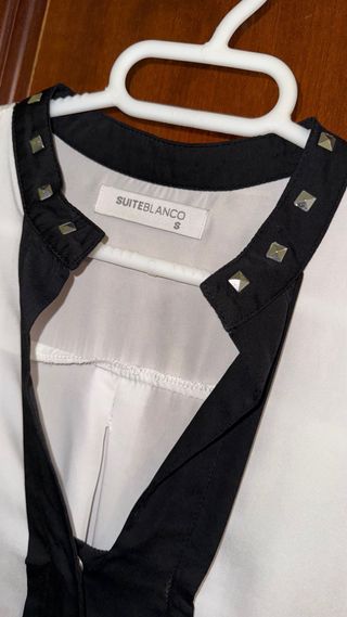 Camisa Suite Blanco Blanca y Negra Tachuelas Talla