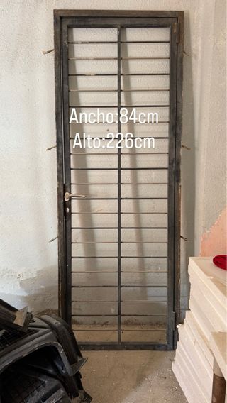 Reja de seguridad metálica