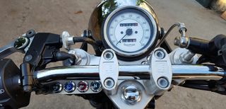 Soporte Cuentakilómetros Bonneville Thruxton