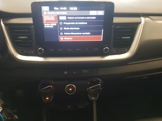 KIA STONIC 1.0 TGDI 100 CV MHEV IMT CONCEPT