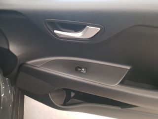 KIA STONIC 1.0 TGDI 100 CV MHEV IMT CONCEPT