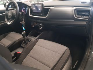 KIA STONIC 1.0 TGDI 100 CV MHEV IMT CONCEPT