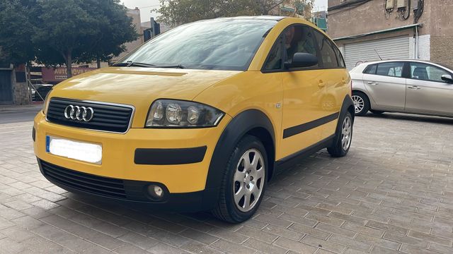Audi A2 1.4 TDI 75 cv  2005 1 año garantia