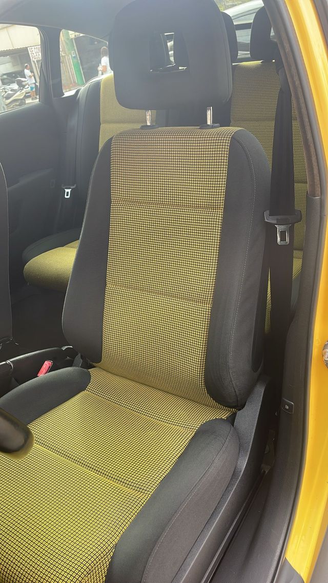 Audi A2 1.4 TDI 75 cv  2005 1 año garantia