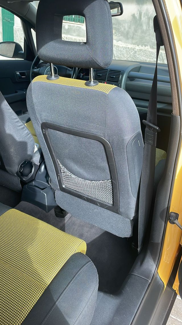 Audi A2 1.4 TDI 75 cv  2005 1 año garantia