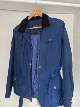 Chaqueta Barbour corta azul mujer
