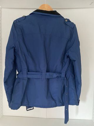 Chaqueta Barbour corta azul mujer