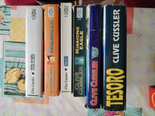 Diversi libri di ackive Cussler