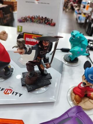 Lote Disney Infinity Wii Juego + Portal + Figuras