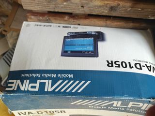 Alpine IVA-D105R Radio CD/DVD Multimedia