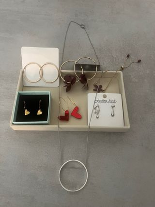 Lote Bisutería Sin Estrenar. también por separado