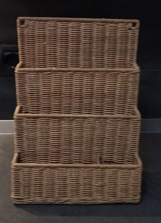 Porta posta in vimini