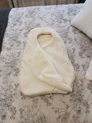 Saco capazo/arrullo bebé peluche (zara home)