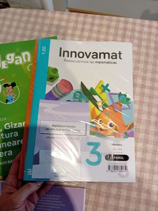 LIBROS NUEVOS  INGLES , LENGUA Y PLÁSTICA