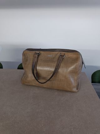 Bolso Bimba y Lola piel efecto cocodrilo