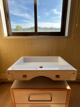 Lavabo de baño blanco
