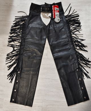 Chap de piel con flecos unisex, nuevos