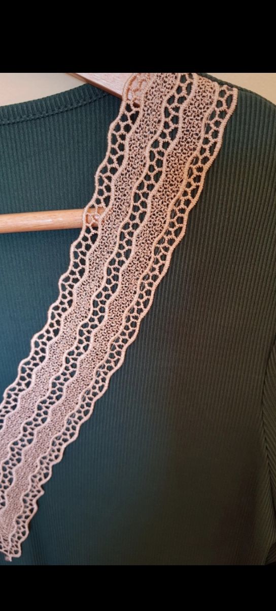 Body con encaje tejido canalé ( ver medidas)