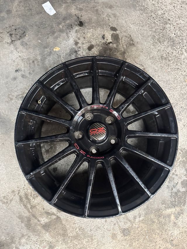 Llantas Oz Superturismo 18 5x120 ET50