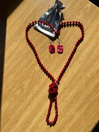 Collar largo ROJO+REGALO  PENDIENTES