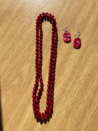 Collar largo ROJO+REGALO  PENDIENTES
