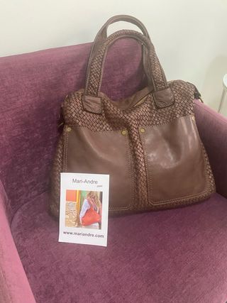 Bolso de piel Mari-Andre
Piel autentica 