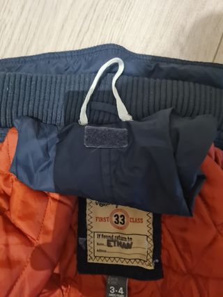 Abrigo ZARA niño azul marino