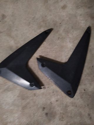 Tapas debajo asiento Rieju RS2
