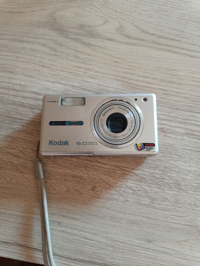Cámara Digital Kodak EasyShare V530 Plata