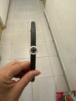 Bandeja de cristal para microondas con las ruedas 