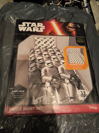 Funda edredón + almohada Star Wars reversibles.
