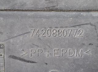 7420880772 tapa bateria renault magnum 480 110927