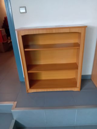 ESTANTERÍA DE CATEGORÍA 10 EUROS, CARTAGENA