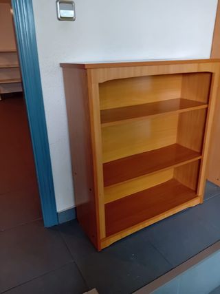 ESTANTERÍA DE CATEGORÍA 10 EUROS, CARTAGENA