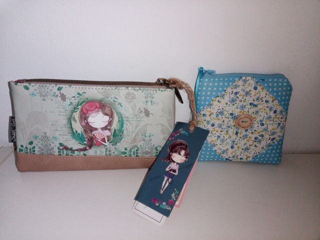 Lote de carteras y mochila (nuevo) + regalo