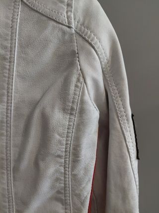Cazadora Gerome cuero Blanca y motivos moto