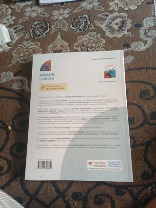 Geografía e Historia 3º - Libro de texto en for...