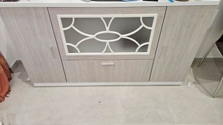 Aparador moderno madera y cristal