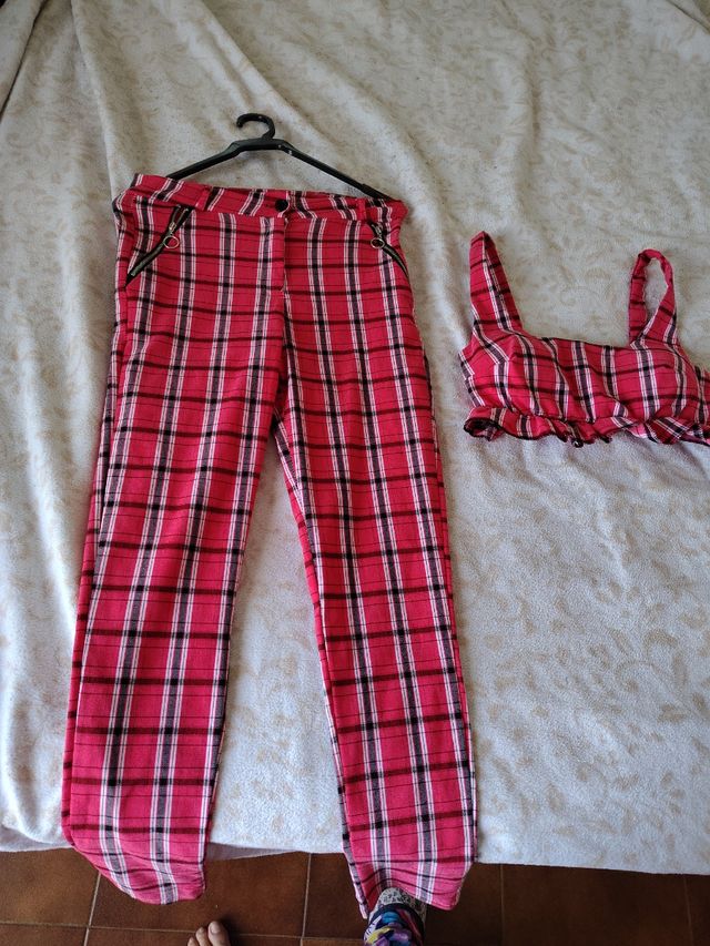 Set a quadretti rossi e neri