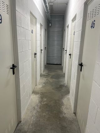 Trasteros a estrenar en alquiler – Hipercor Sierra