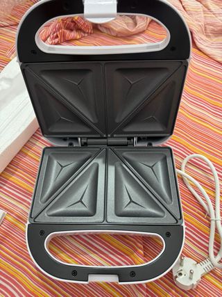 Piastra per sandwich 4 fette