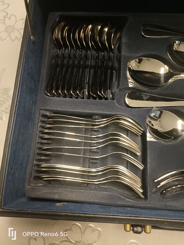 Servizio Posate Linea Italica Satin Oro 72 Pezzi