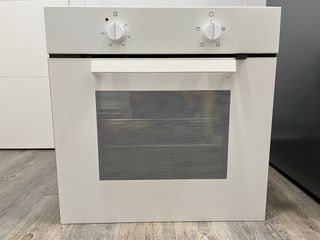 Horno blanco + bandeja + rejilla 