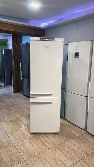 Nevera Combi AEG No Frost A++ con garantia 
