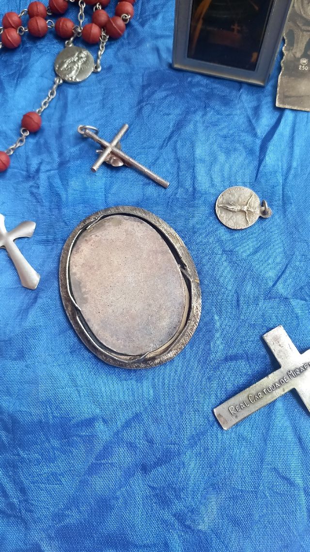 Antico lotto religioso