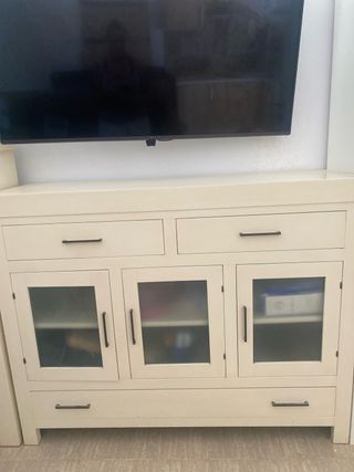 Cómoda aparador de madera blanca