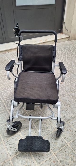 Silla de ruedas eléctrica plegable para 150kg
