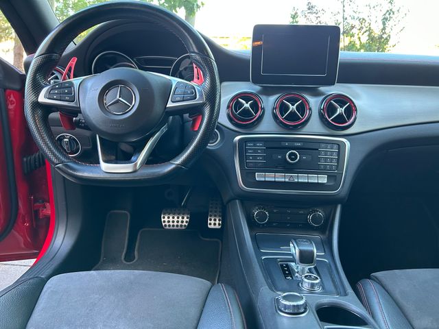 Mercedes-Benz Clase CLA 45 AMG 